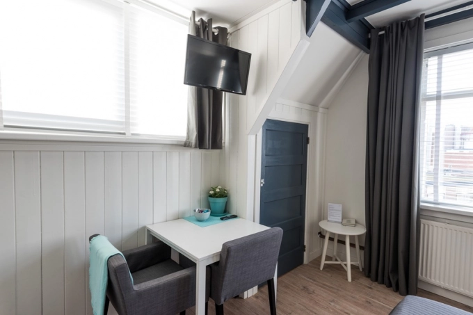  Knusse studio met douche